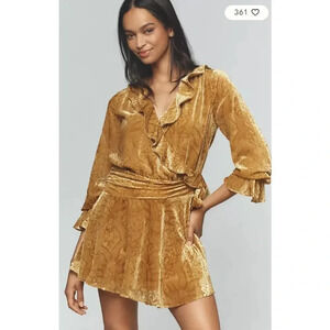 NWT Anthropologie V-Neck Velvet Mini Dress Size 8